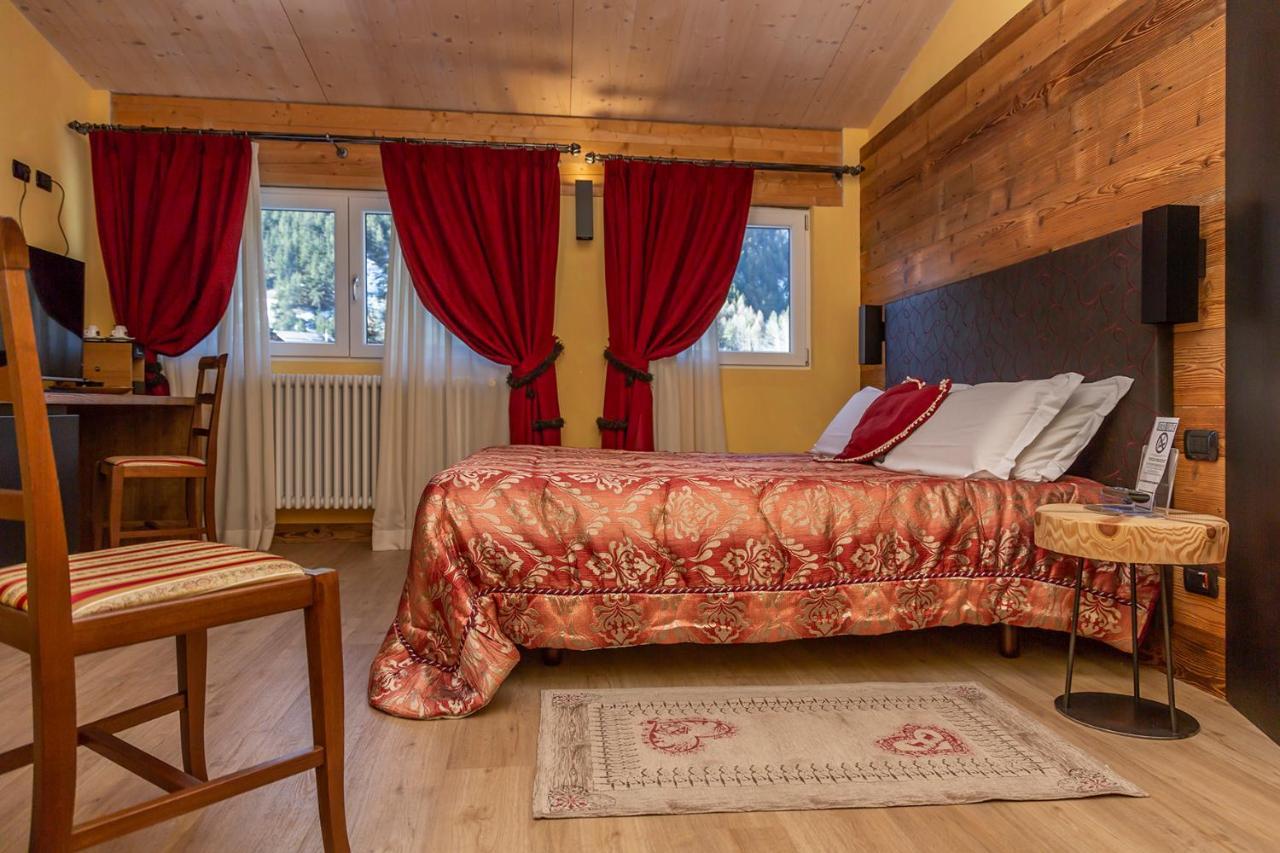 Hotel Chaberton Cesana Torinese Bagian luar foto