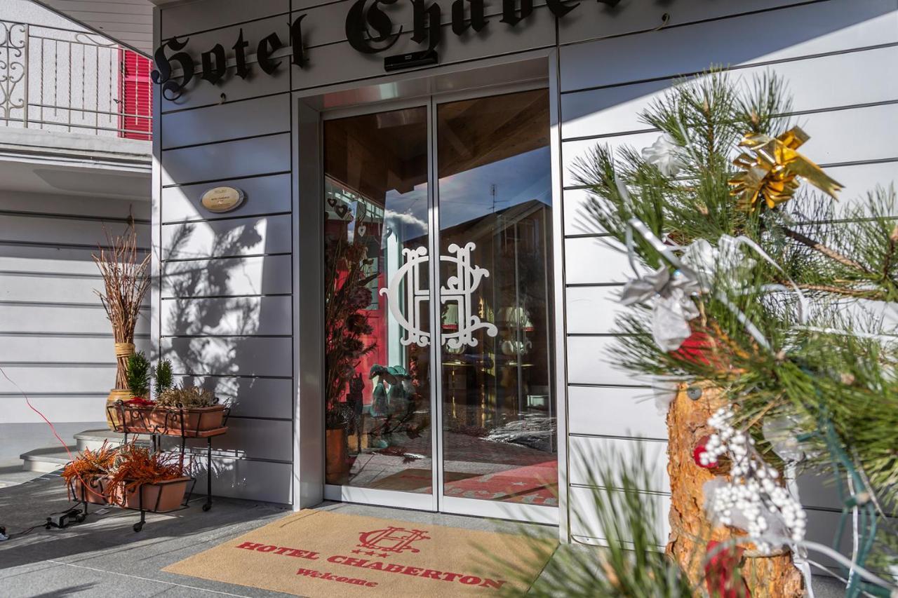 Hotel Chaberton Cesana Torinese Bagian luar foto