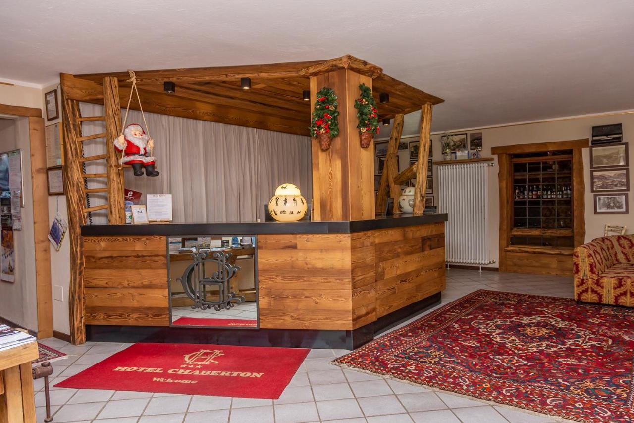 Hotel Chaberton Cesana Torinese Bagian luar foto
